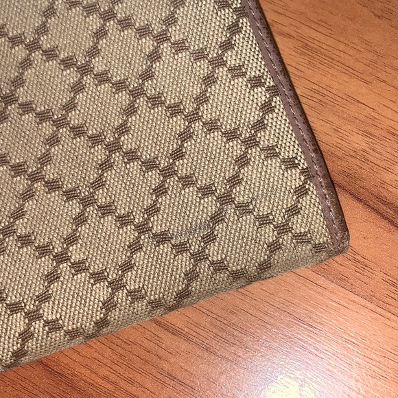 Authentic Gucci Diamanté Heart Long Flap Wallet - Picture 3 of 16